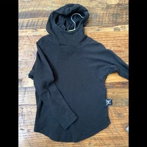 Nununu “Nunja” hidden mask shirt.